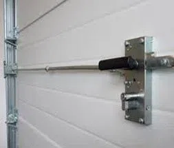 Fort Lauderdale Star Locksmith Fort Lauderdale, FL 954-744-7056 - 17aa-Garage-Door-Locks